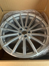 Load image into Gallery viewer, XO LUXURY LONDON Wheels 19x10 ET42 5x112 silver/brushed